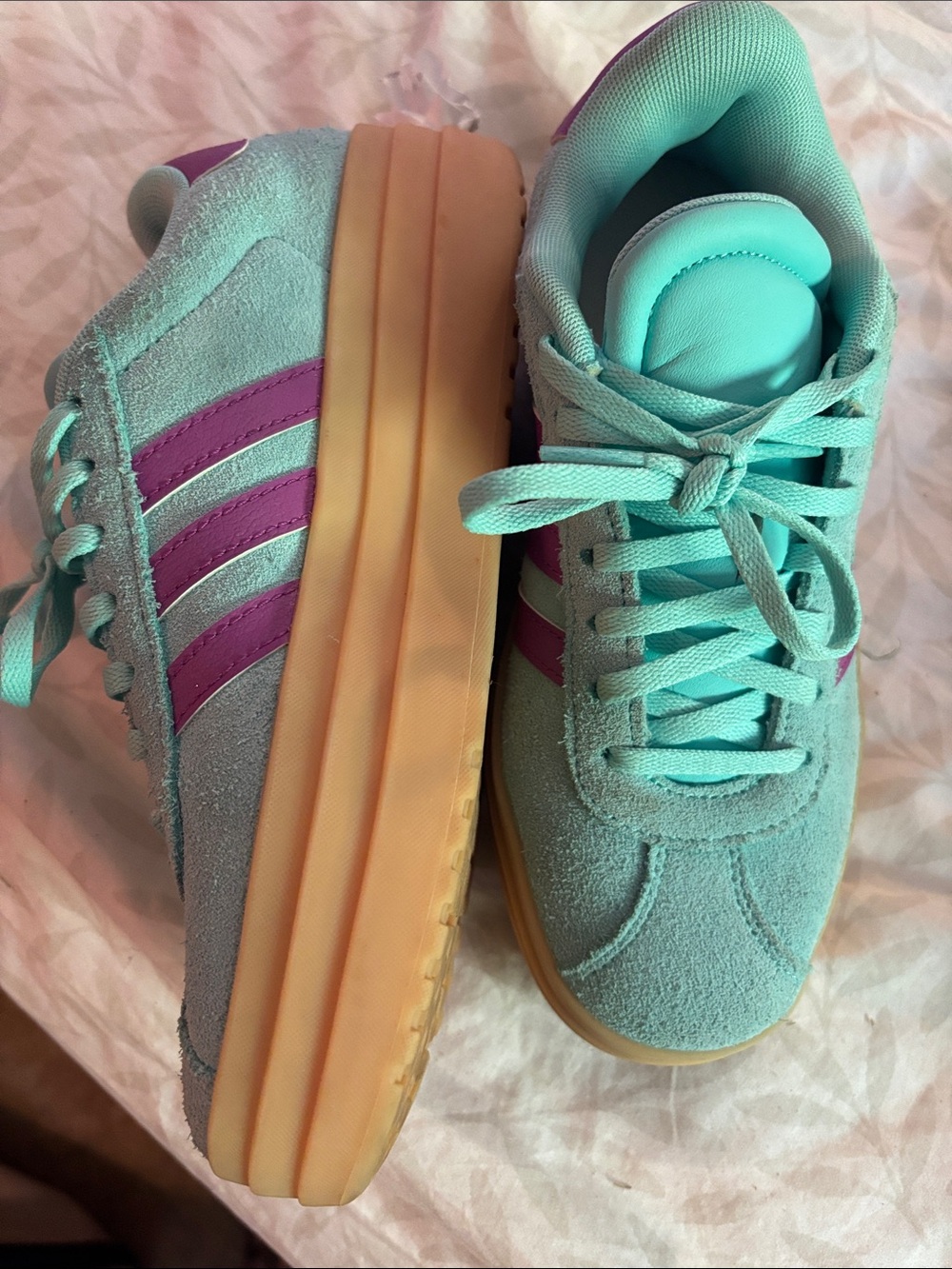 Adidas girls 4.5 Mint Green Suede Platform Sneakers with Purple Stripes